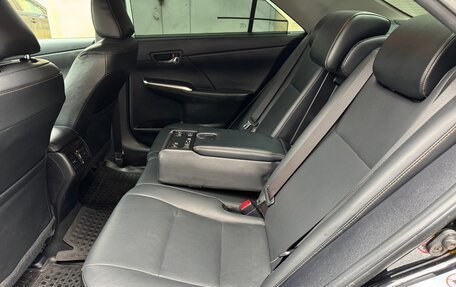 Toyota Camry, 2017 год, 2 070 000 рублей, 19 фотография