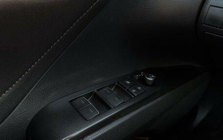 Toyota Camry, 2021 год, 2 890 000 рублей, 20 фотография