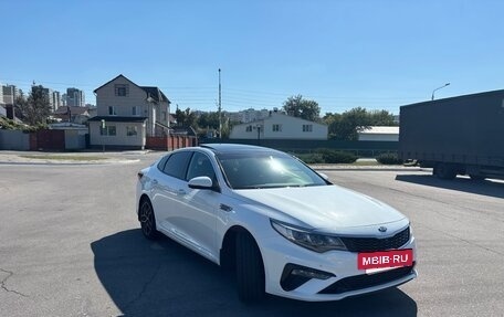 KIA Optima IV, 2018 год, 1 550 000 рублей, 3 фотография