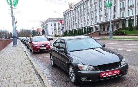 Lexus IS II рестайлинг 2, 2004 год, 850 000 рублей, 4 фотография