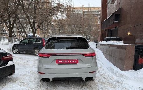 Porsche Cayenne III, 2022 год, 10 000 000 рублей, 3 фотография