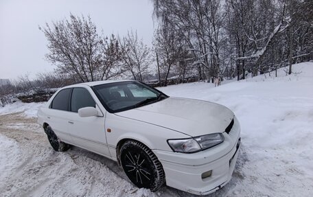 Toyota Camry, 1999 год, 350 000 рублей, 3 фотография