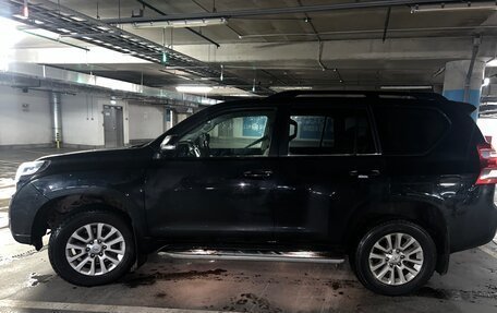 Toyota Land Cruiser Prado 150 рестайлинг 2, 2016 год, 4 150 000 рублей, 5 фотография