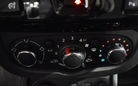 Renault Duster I рестайлинг, 2018 год, 1 145 000 рублей, 15 фотография