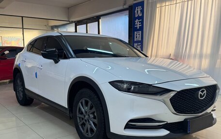 Mazda CX-4, 2021 год, 2 410 000 рублей, 3 фотография