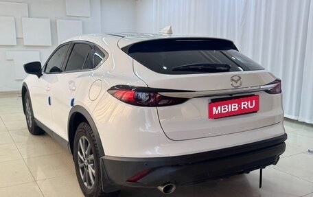 Mazda CX-4, 2021 год, 2 410 000 рублей, 4 фотография