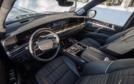 Cadillac Escalade V, 2024 год, 19 000 000 рублей, 9 фотография