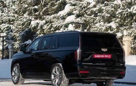 Cadillac Escalade V, 2024 год, 19 000 000 рублей, 4 фотография