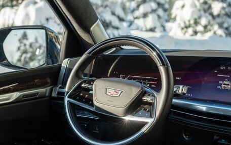 Cadillac Escalade V, 2024 год, 19 000 000 рублей, 16 фотография