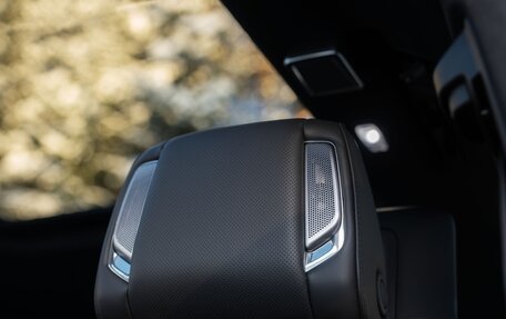 Cadillac Escalade V, 2024 год, 19 000 000 рублей, 27 фотография