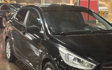 Hyundai Solaris II рестайлинг, 2014 год, 590 000 рублей, 2 фотография