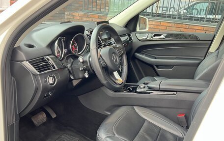 Mercedes-Benz GLE, 2017 год, 4 700 000 рублей, 10 фотография