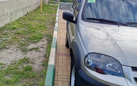 Chevrolet Niva I рестайлинг, 2019 год, 980 000 рублей, 5 фотография