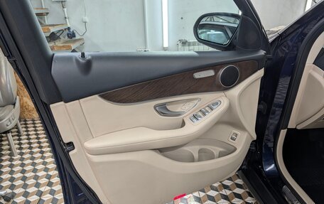 Mercedes-Benz GLC, 2018 год, 2 820 000 рублей, 15 фотография