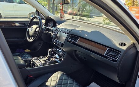 Volkswagen Touareg III, 2016 год, 3 700 000 рублей, 8 фотография