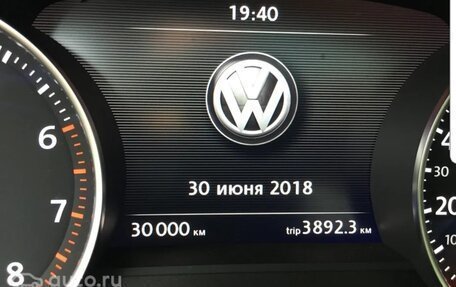 Volkswagen Touareg III, 2016 год, 3 700 000 рублей, 26 фотография