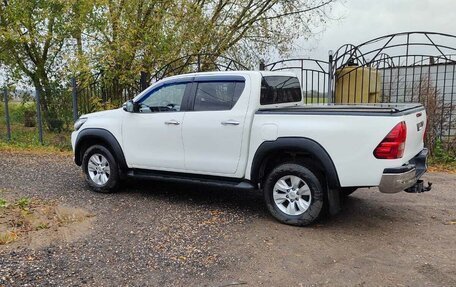 Toyota Hilux VIII, 2019 год, 3 500 000 рублей, 9 фотография