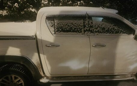 Toyota Hilux VIII, 2019 год, 3 500 000 рублей, 16 фотография