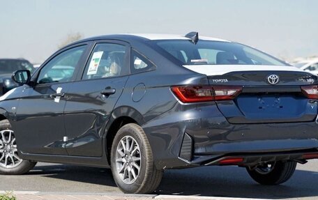 Toyota Yaris, 2025 год, 2 400 000 рублей, 5 фотография