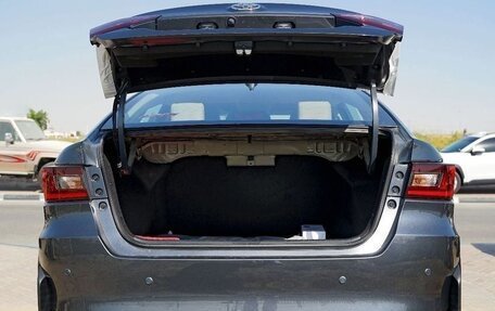 Toyota Yaris, 2025 год, 2 400 000 рублей, 13 фотография