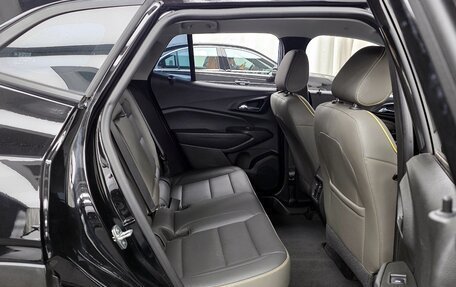 Chevrolet Trax, 2023 год, 1 700 334 рублей, 12 фотография