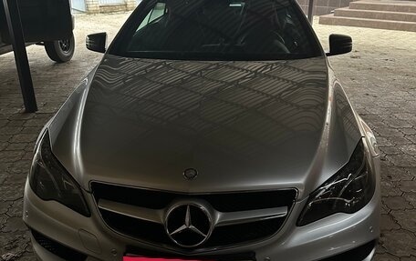 Mercedes-Benz E-Класс, 2015 год, 2 450 777 рублей, 1 фотография