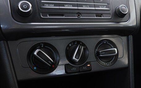 Volkswagen Polo VI (EU Market), 2020 год, 1 439 000 рублей, 15 фотография