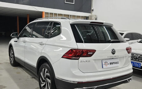 Volkswagen Tiguan II, 2022 год, 2 545 005 рублей, 5 фотография