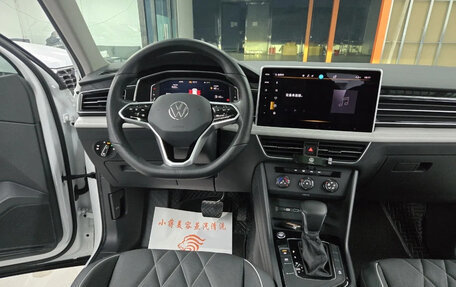 Volkswagen Tiguan II, 2022 год, 2 545 005 рублей, 6 фотография