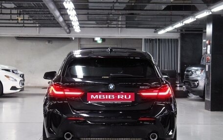 BMW 1 серия, 2022 год, 3 525 000 рублей, 2 фотография