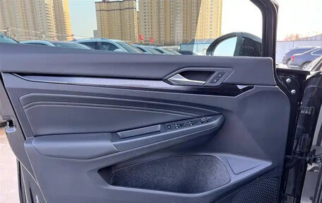 Volkswagen Golf VIII, 2023 год, 1 890 000 рублей, 10 фотография