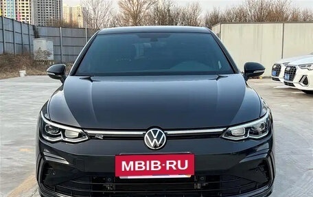 Volkswagen Golf VIII, 2023 год, 1 890 000 рублей, 2 фотография