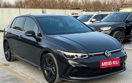 Volkswagen Golf VIII, 2023 год, 1 890 000 рублей, 3 фотография