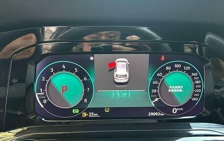 Volkswagen Golf VIII, 2022 год, 1 800 000 рублей, 11 фотография