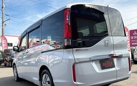 Honda Stepwgn IV, 2021 год, 1 500 000 рублей, 7 фотография