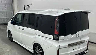 Honda Stepwgn IV, 2021 год, 1 790 272 рублей, 2 фотография