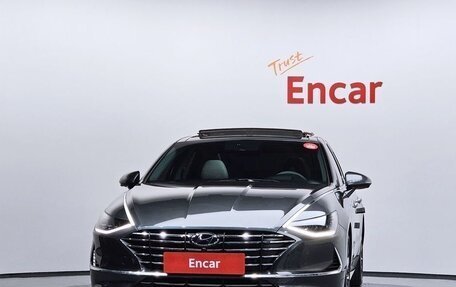 Hyundai Sonata VIII, 2022 год, 1 990 000 рублей, 2 фотография