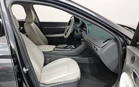 Hyundai Sonata VIII, 2022 год, 1 990 000 рублей, 5 фотография