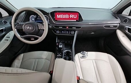 Hyundai Sonata VIII, 2022 год, 1 990 000 рублей, 8 фотография