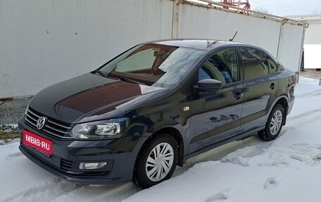 Volkswagen Polo VI (EU Market), 2018 год, 860 000 рублей, 1 фотография