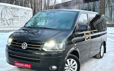 Volkswagen Multivan T5, 2012 год, 2 900 000 рублей, 1 фотография