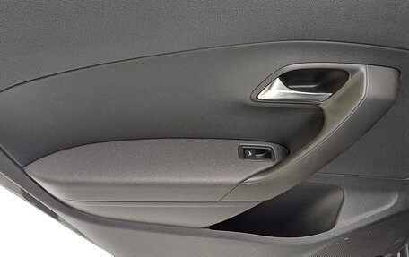 Volkswagen Polo VI (EU Market), 2018 год, 860 000 рублей, 10 фотография