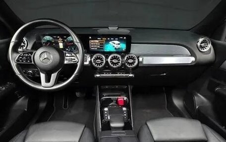 Mercedes-Benz GLB, 2021 год, 3 516 000 рублей, 4 фотография