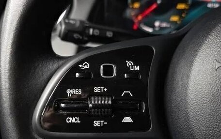 Mercedes-Benz GLB, 2021 год, 3 516 000 рублей, 11 фотография