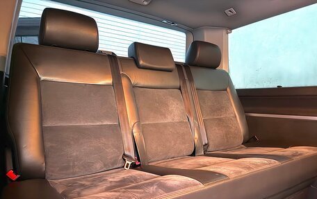 Volkswagen Multivan T5, 2012 год, 2 900 000 рублей, 17 фотография