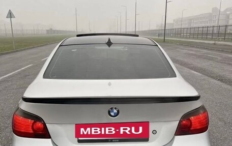 BMW 5 серия, 2005 год, 750 000 рублей, 10 фотография
