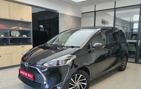 Toyota Sienta II, 2021 год, 1 540 000 рублей, 1 фотография