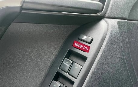 Toyota Land Cruiser Prado 150 рестайлинг 2, 2014 год, 2 690 000 рублей, 15 фотография