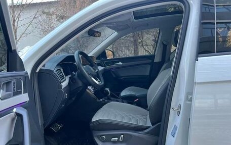 Volkswagen Tharu, 2022 год, 1 650 000 рублей, 6 фотография