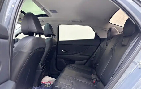 Hyundai Elantra, 2023 год, 1 100 000 рублей, 10 фотография